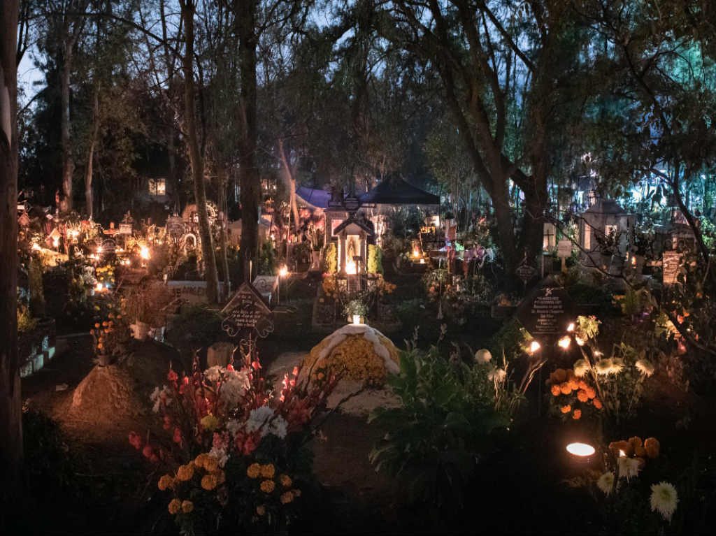 cerraran panteones en cdmx el dia de muertos