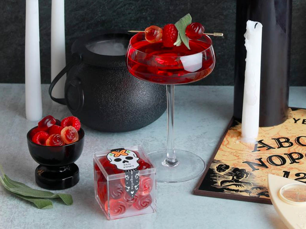 Prepara estos cocteles con dulces para celebrar Halloween 1