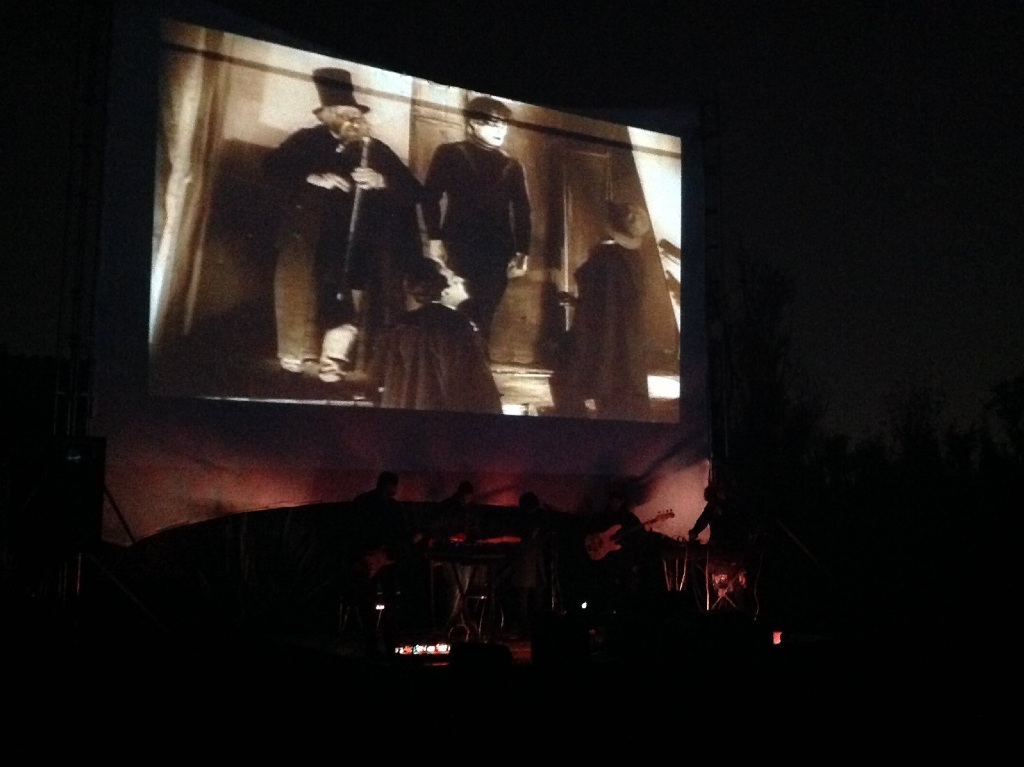 Proyección de El Gabinete del Doctor Caligari
