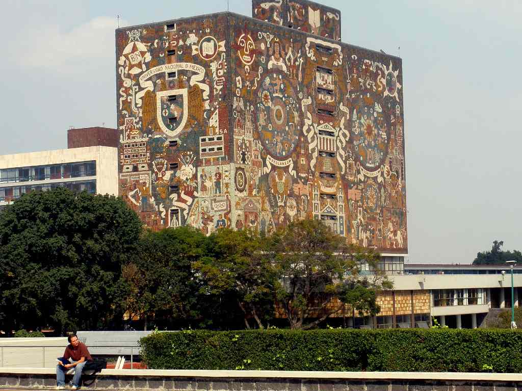 UNAM regresa a clases biblioteca