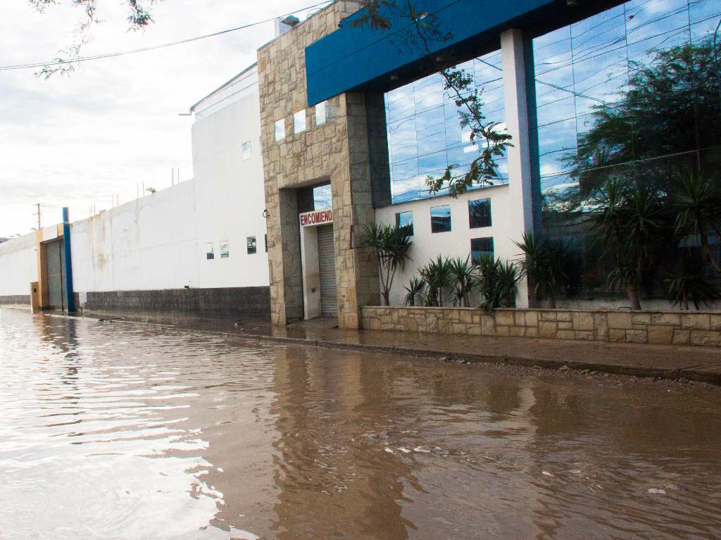 como-ayudar-a-damnificados-inundaciones