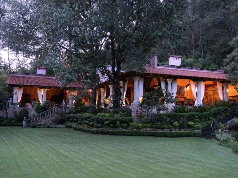 dondeirsansebastiandeloestehaciendatrescarmelitas