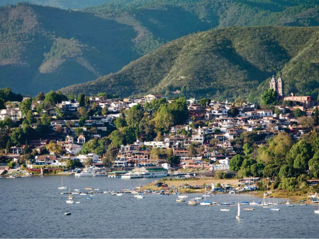 valle-de-bravo-los-mejores-pueblos-magicos-dia-de-muertos