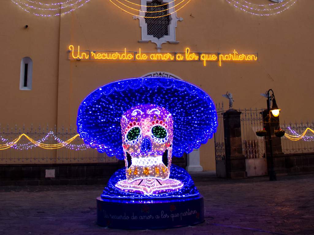 Villa Iluminada en Atlixco catrina