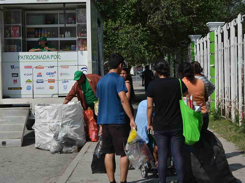 Acopio Móvil cambia tus residuos reciclables por alimentos