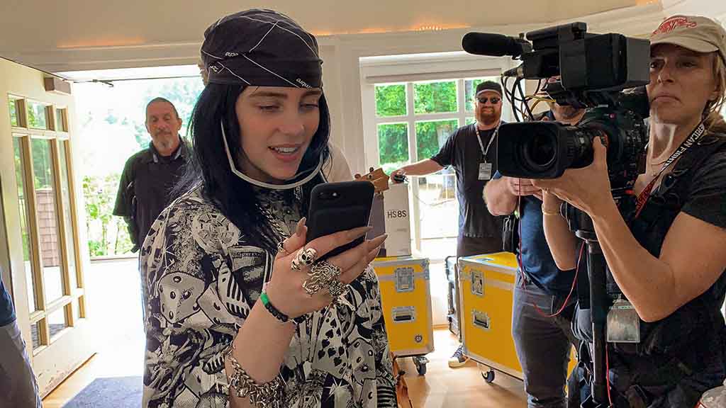 Estrenos Apple TV+ en febrero: documental de Billie Eilish y Snoopy 2