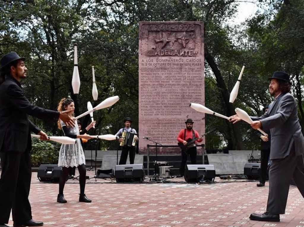 El Helénico en Los Pinos regresa malabaristas