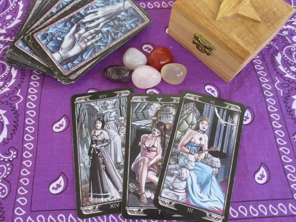 El zodiaco en el amor tarot