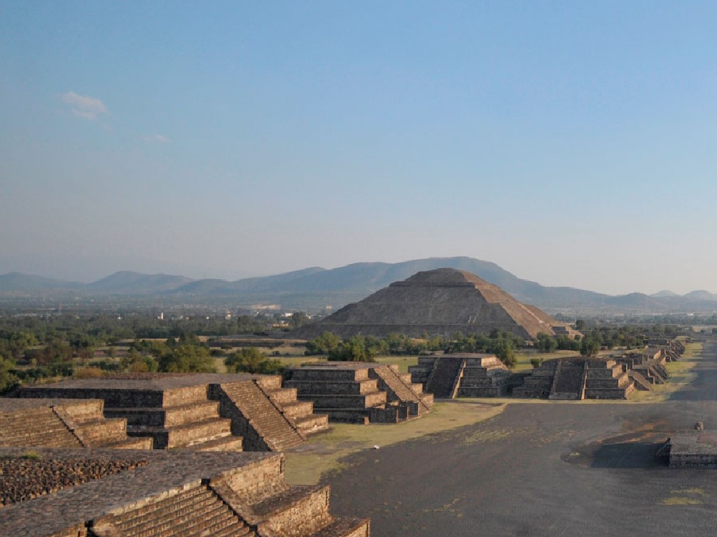 Reabre la zona arquelógica de Teotihuacán
