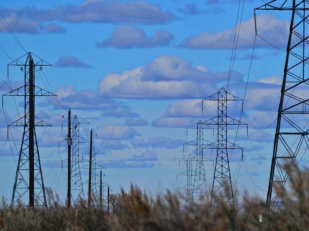 Continúan los recortes de energía de la CFE al norte del país