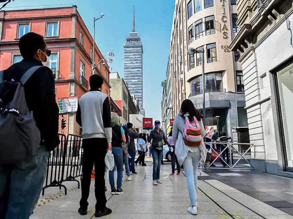 CDMX sigue en semáforo rojo: nuevas medidas para reactivar sin arriesgar