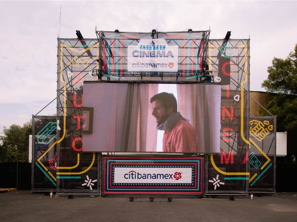 Autocinema en el Hipódromo de las Américas