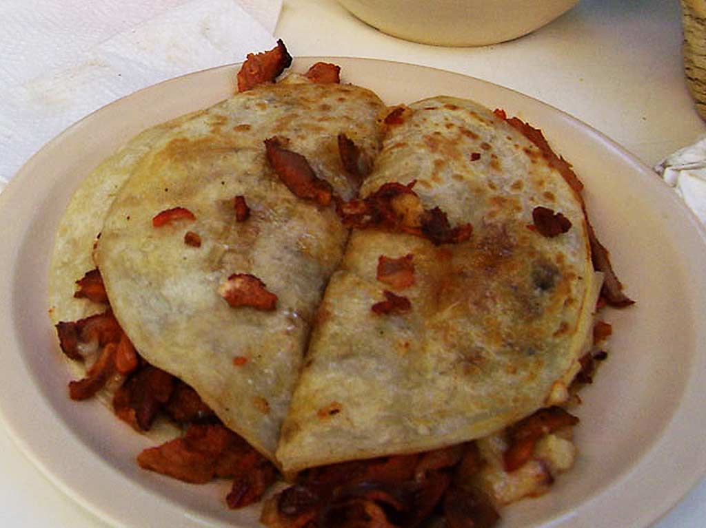 celebra-el-dia-del-taco-en-boturini—el-gabacho
