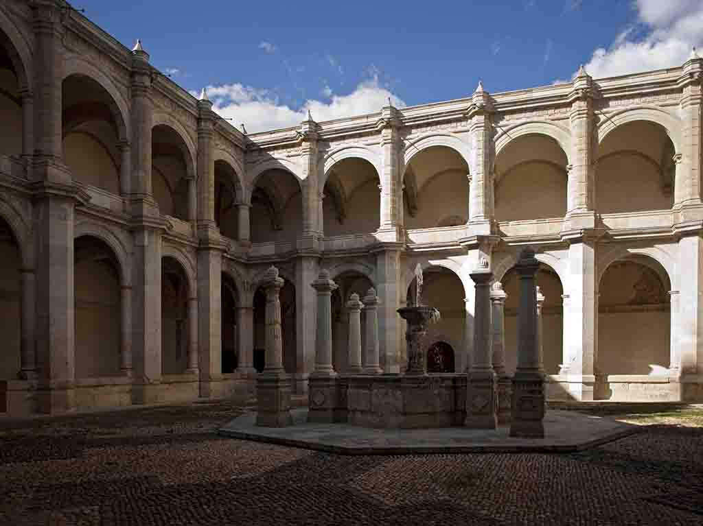 Centro Cultural Santo Domingo