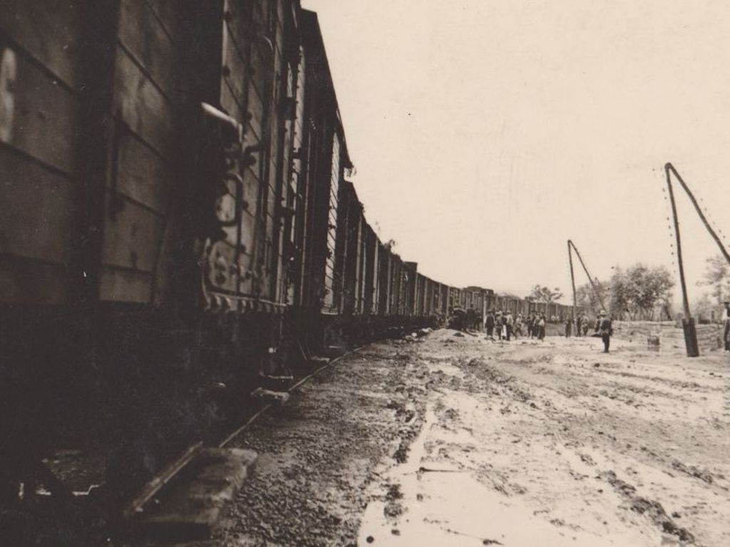 la salida de los trenes película