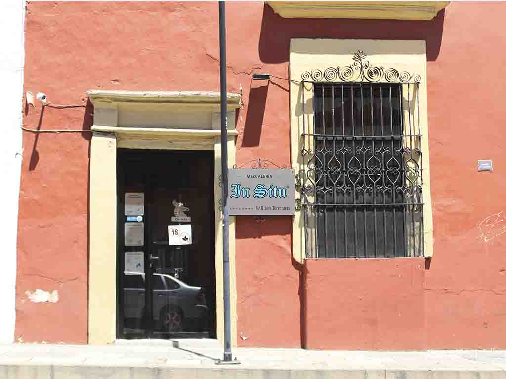 mezcalería in situ en oaxaca