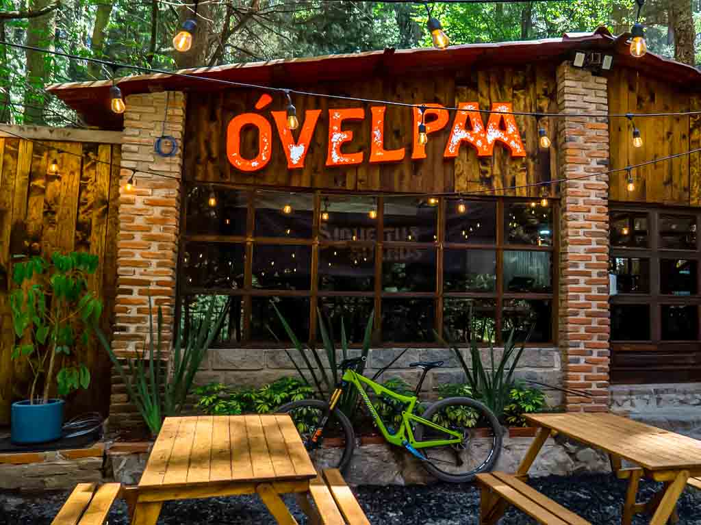 ovelpaa cafe ciclista en el bosque