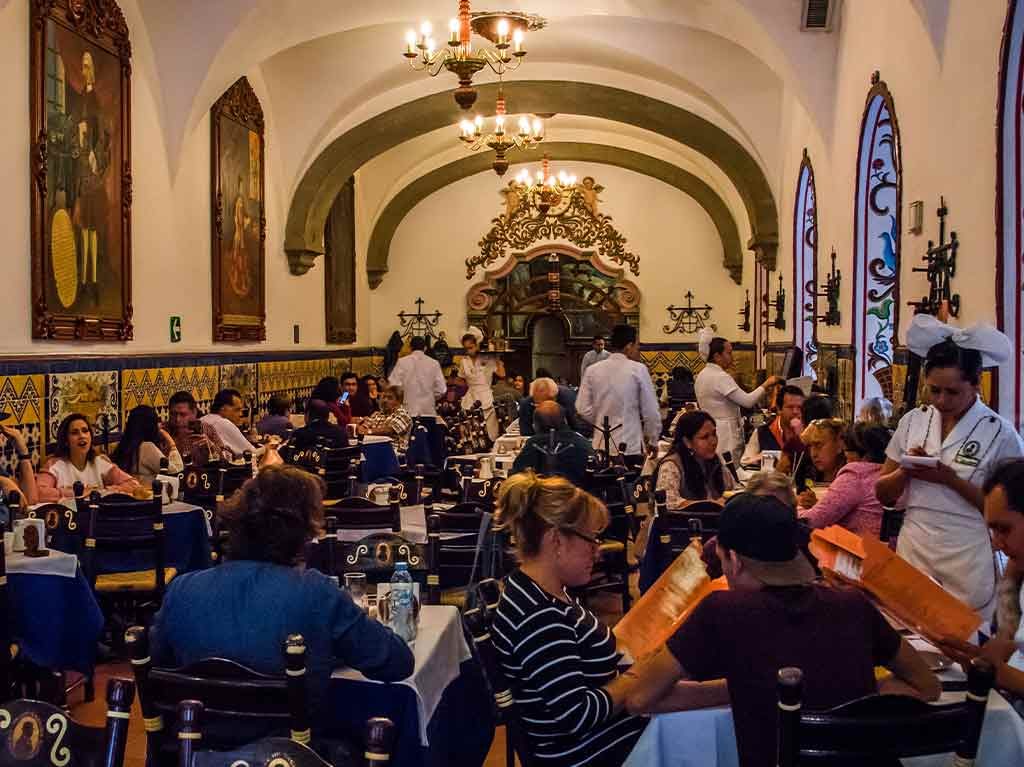 Cafeterías clásicas en el Centro Histórico Café de Tacuba