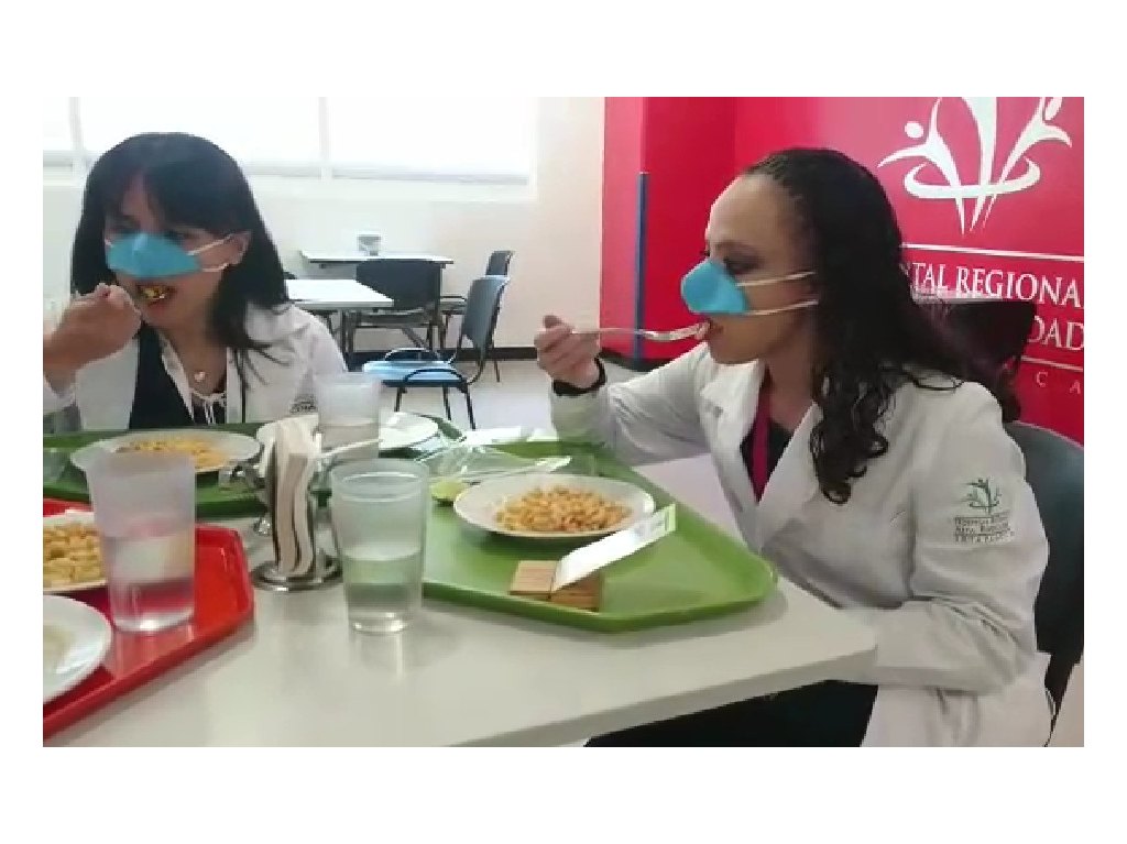 mascarilla nasal contra COVID-19 pruebas