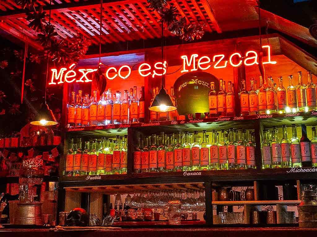 mezcalerías en CDMX