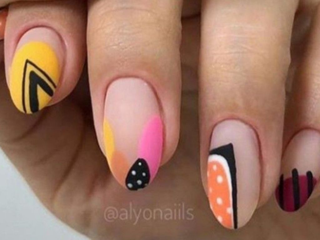 tendencias-diseno-unas-detalles-graficos