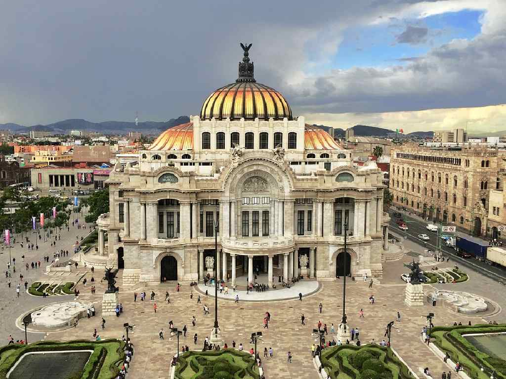 En CDMX seguimos en semáforo amarillo Bellas Artes