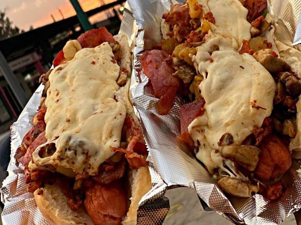 Hot Dogs “La 23”: jochos y hamburguesas gigantes en CDMX