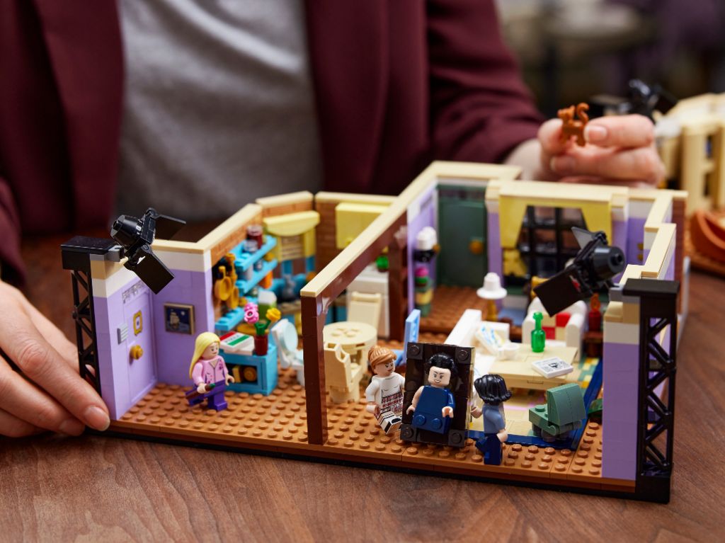 LEGO lanza nuevo set de Friends, ¡arma los departamentos!