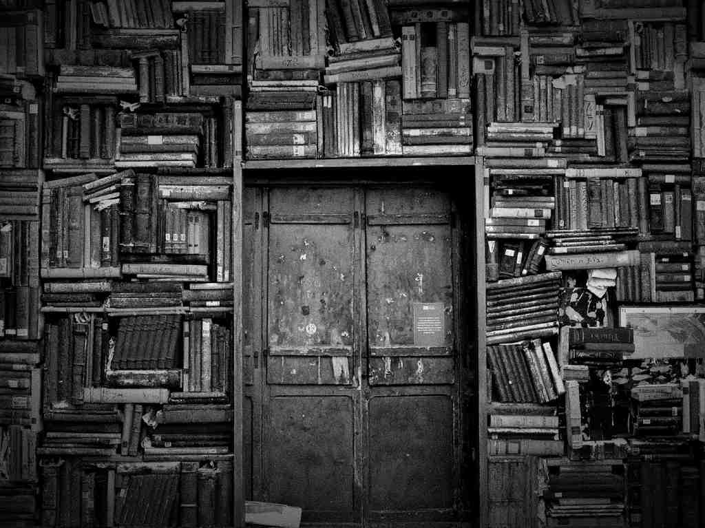 Las 5 librerías de viejo más famosas de Donceles