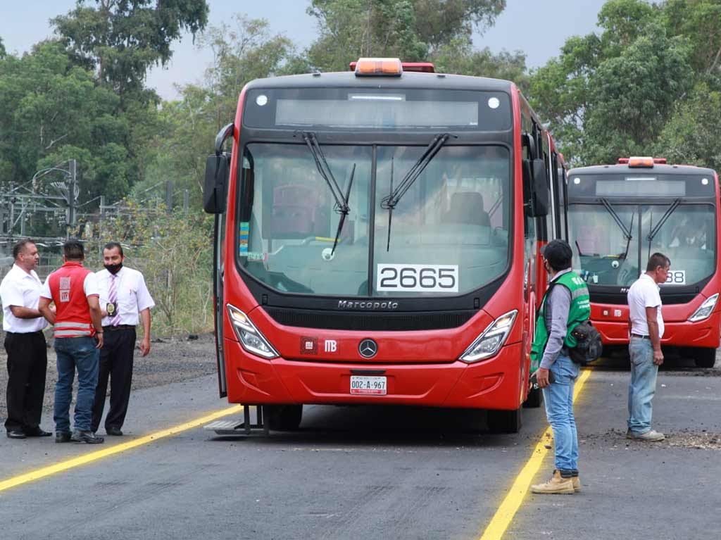 metrobus emergente en tláhuac