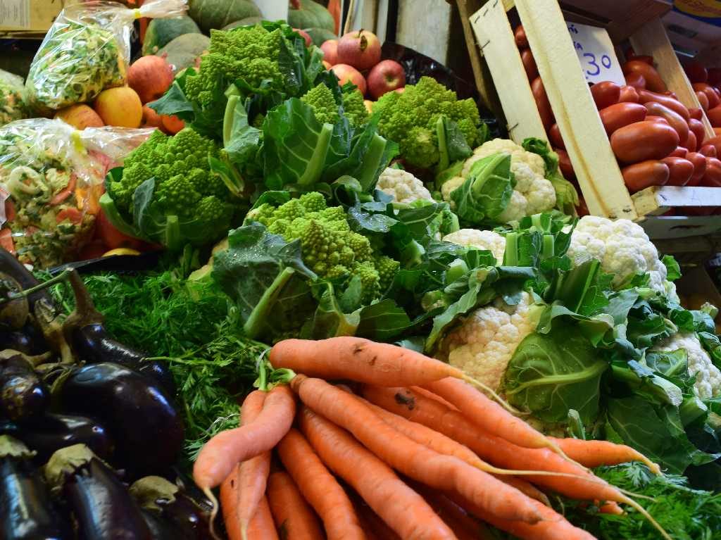 Caravana de Productores locales verduras