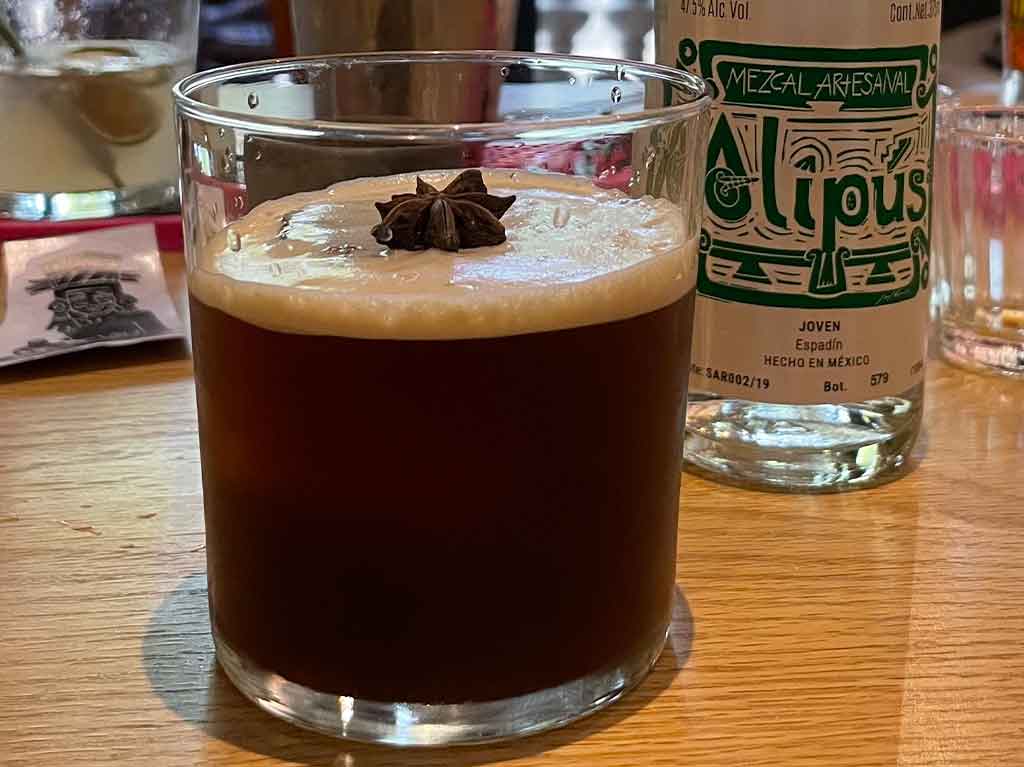 Cocteles con mezcal Alipús para celebrar el Día del Padre