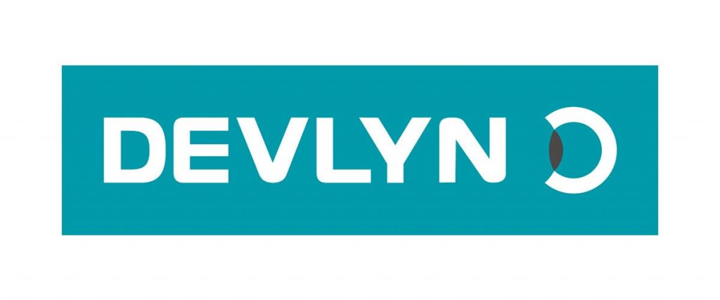 Conoce la gran trayectoria de Devlyn a lo largo de estos 85 años