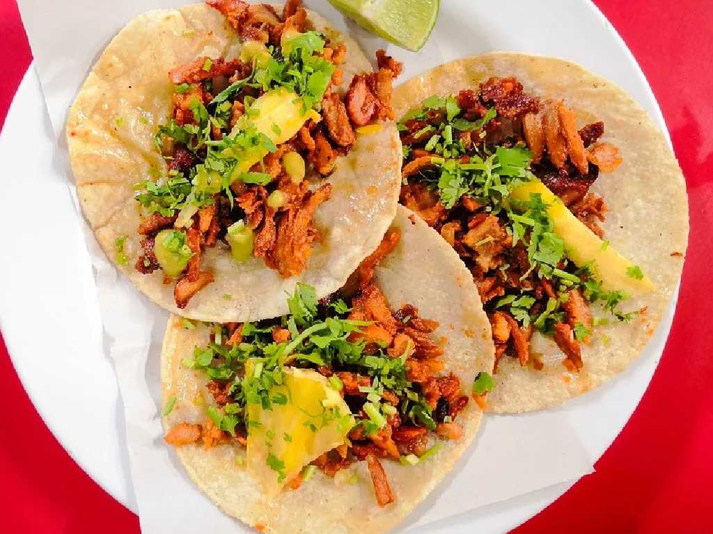 Experiencias de barrio en CDMX tacos