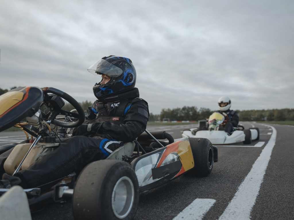 30 cosas que hacer antes de los 30. Go Karts