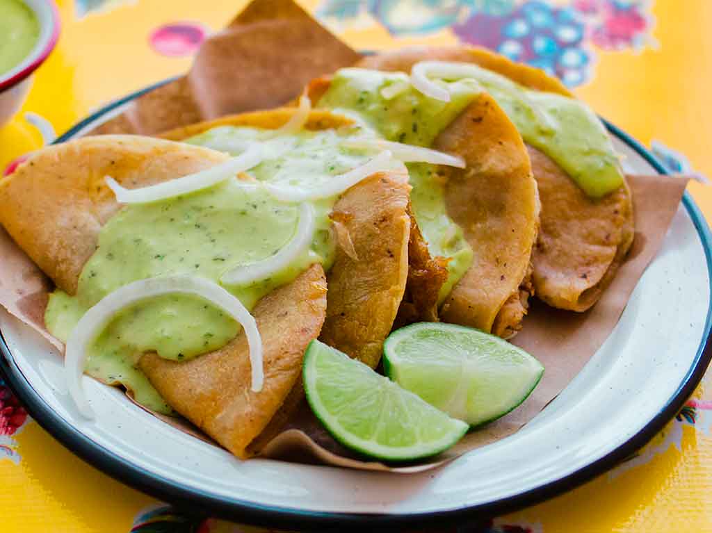 Los mejores tacos de canasta en CDMX: ¿dónde los venden?