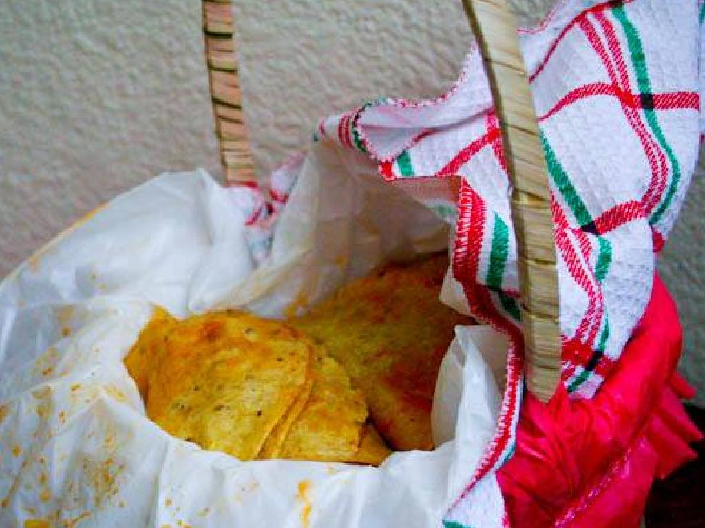 tacos de canasta en CDMX chicharrón