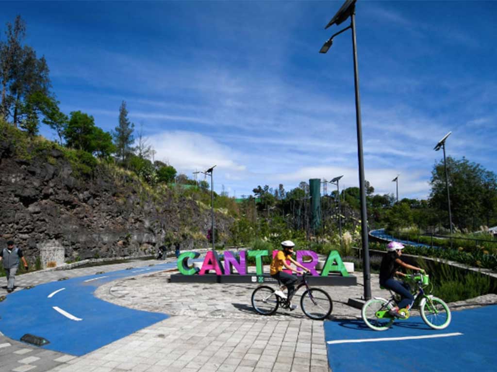 lugares-cool-al-aire-libre-para-correr-con-tu-perro-cantera
