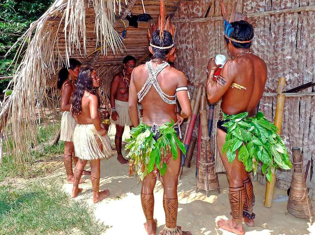 Una vuelta por el Amazonas: conoce sus tribus y costumbres