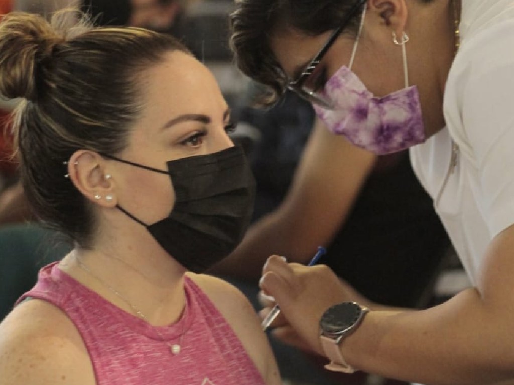 vacunarán a toda la población de 30 a 39 CDMX