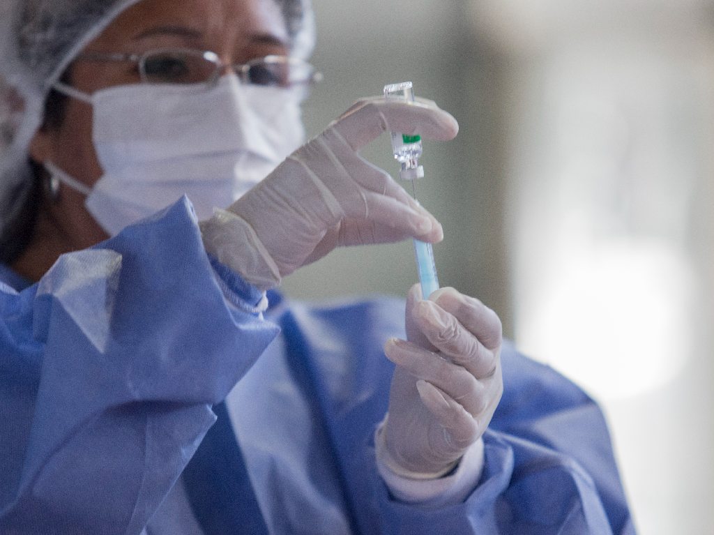 vacunarán a toda la población de 30 a 39 médico