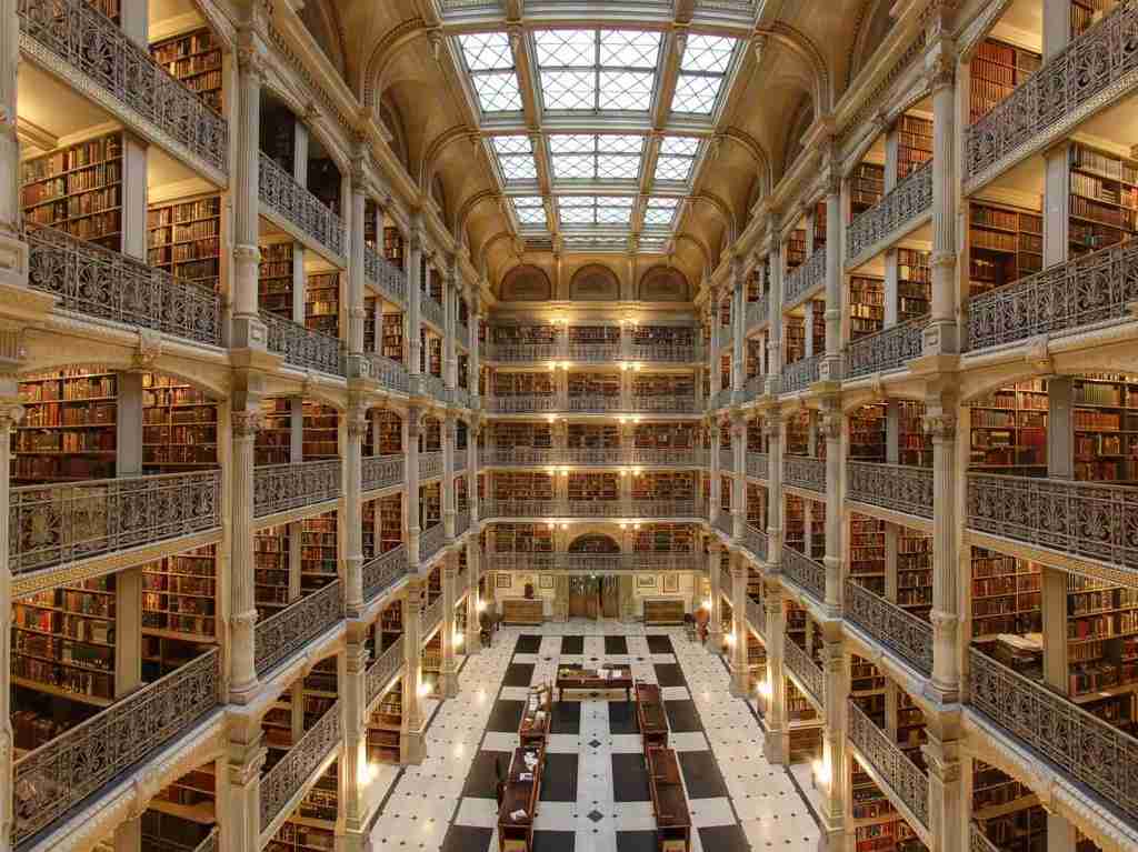 bibliotecas-hermosas-impresionantes-del-mundo-george-peabody