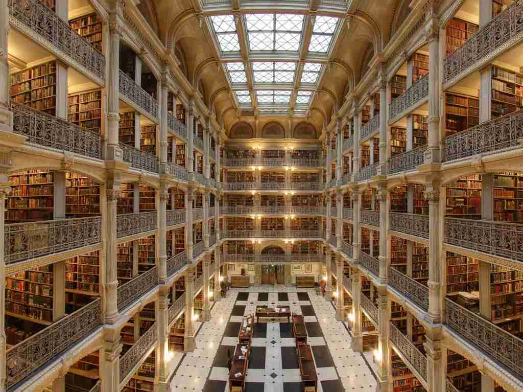 Bibliotecas hermosas impresionantes del mundo George Peabody