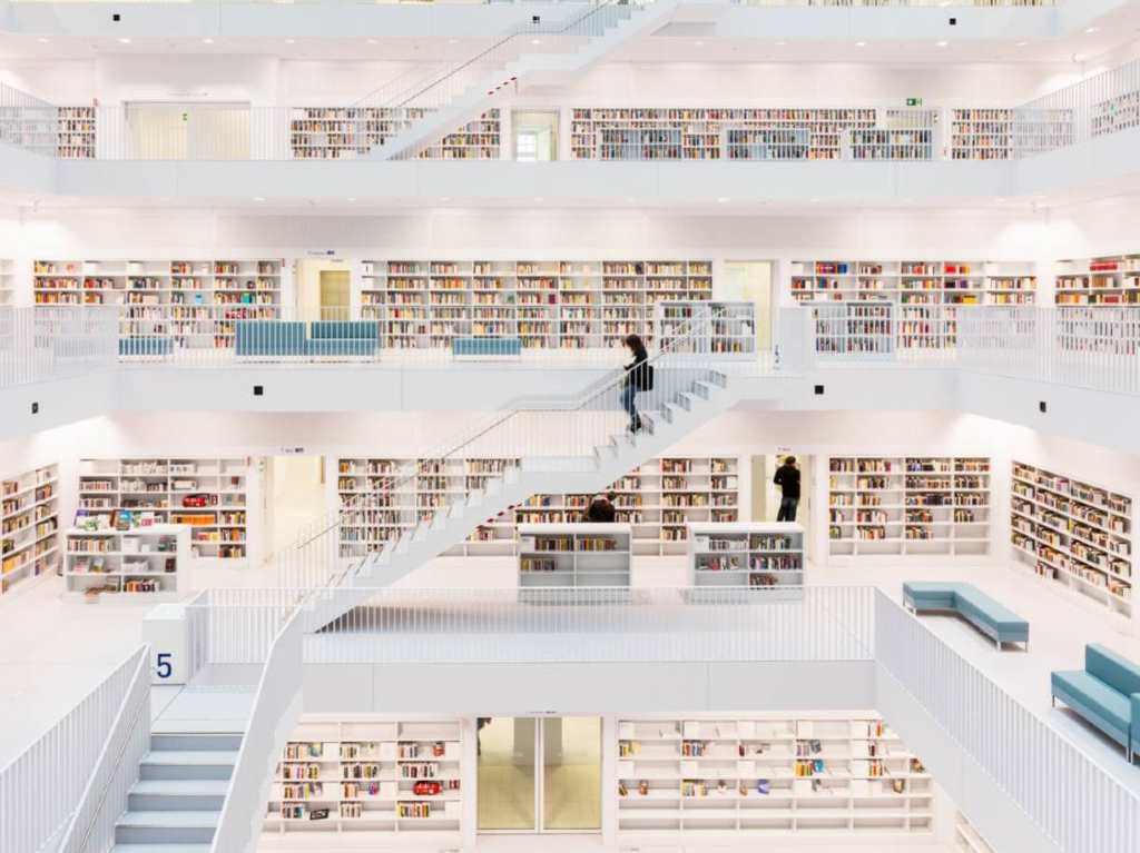 Bibliotecas hermosas impresionantes del mundo Stuttgart 