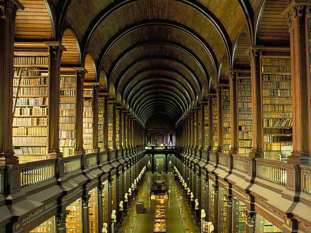 Bibliotecas hermosas impresionantes del mundo Trinity College