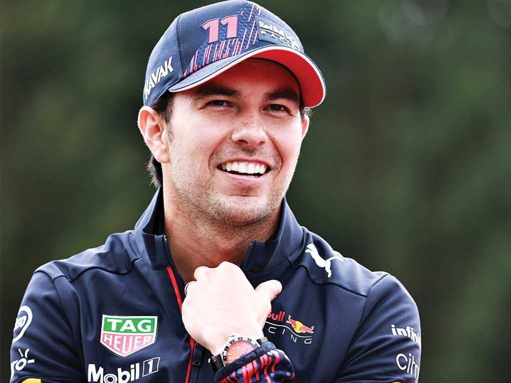 Checo Pérez renovó con Red Bull para la temporada 2022