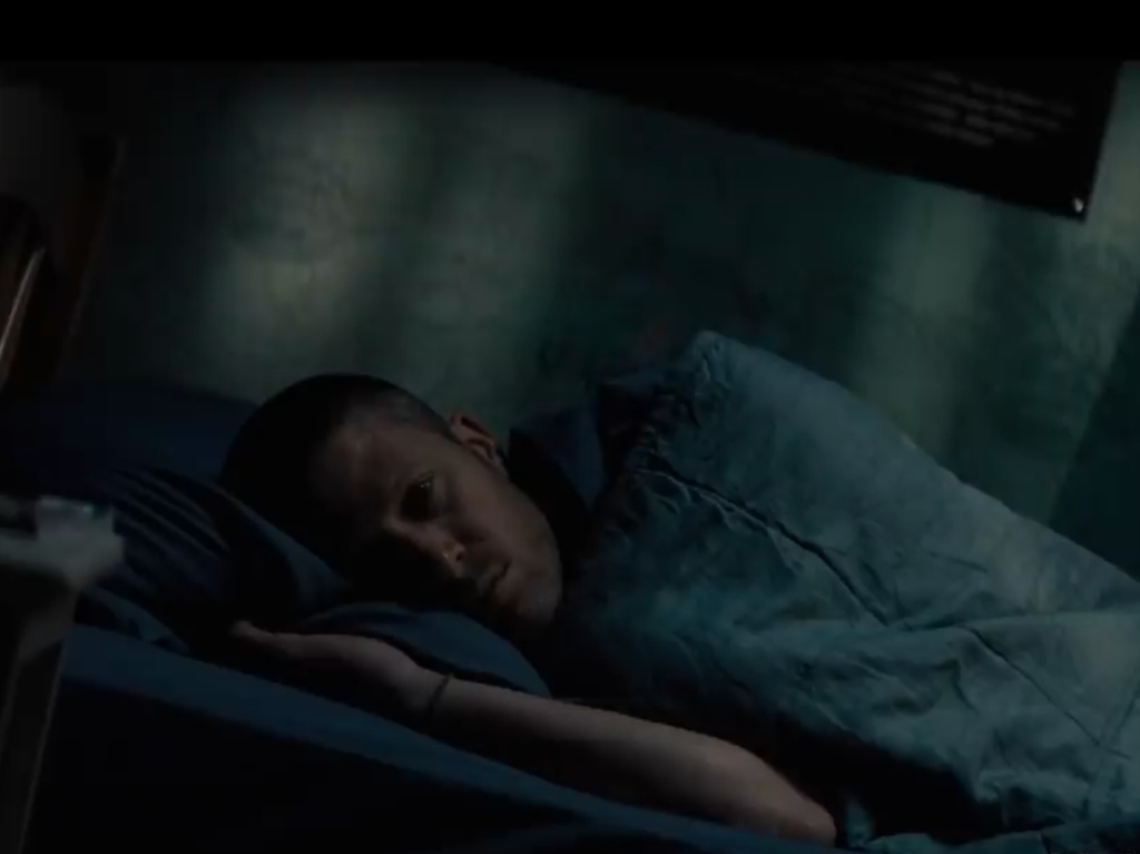 midnight-mass-la-nueva-serie-de-terror-de-netflix-ve-el-trailer