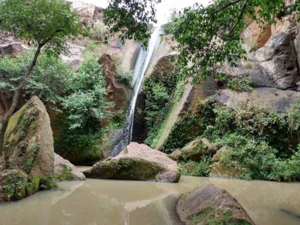 Muñeca Lele conoce su casa en el pueblo mágico de Amealco Cascada La Piedad