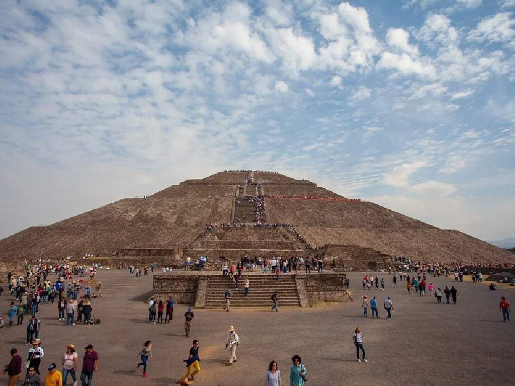 Ya viene Teoti-Max, una noche mágica en Teotihuacán