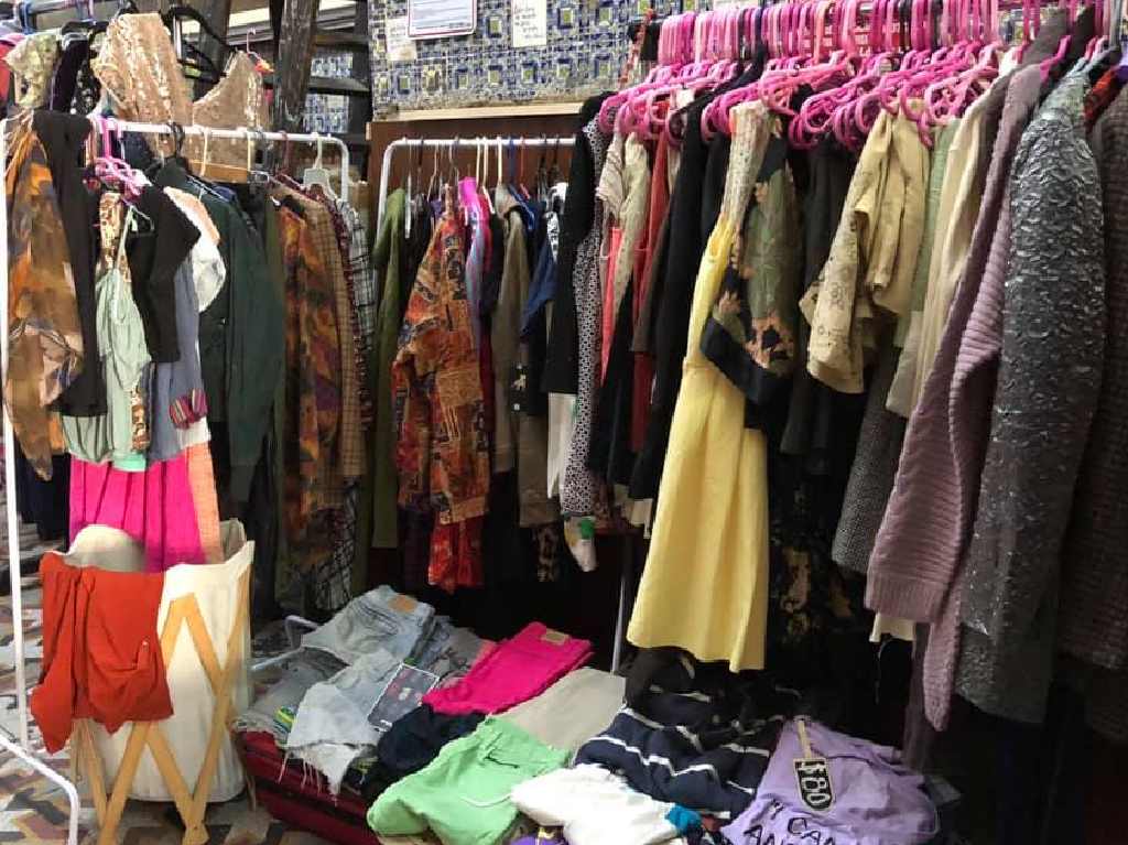 Tianguis de ropa desde 10 pesos CDMX